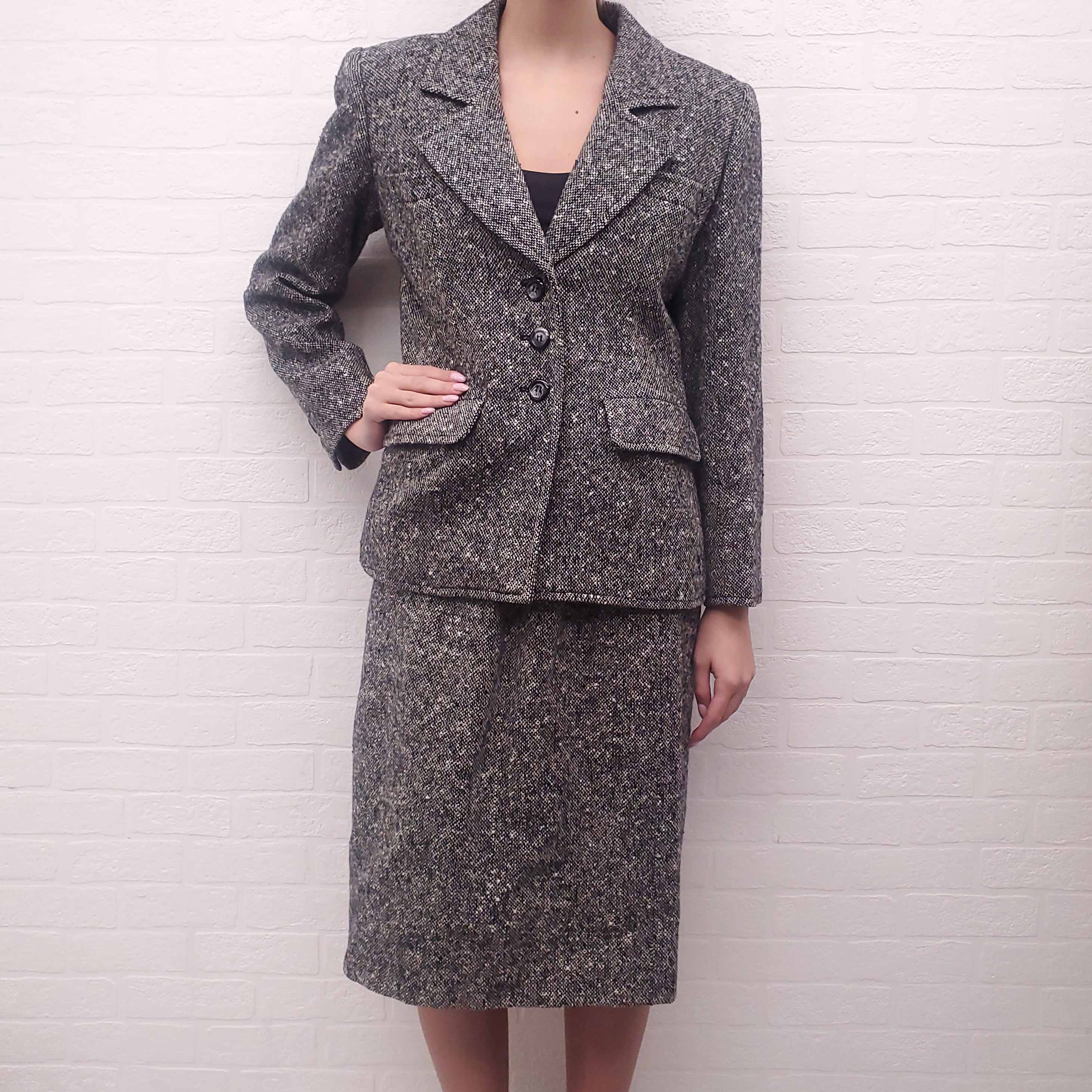 SAINT LAURENT VINTAGE TWEED SUIT - SIZE 40