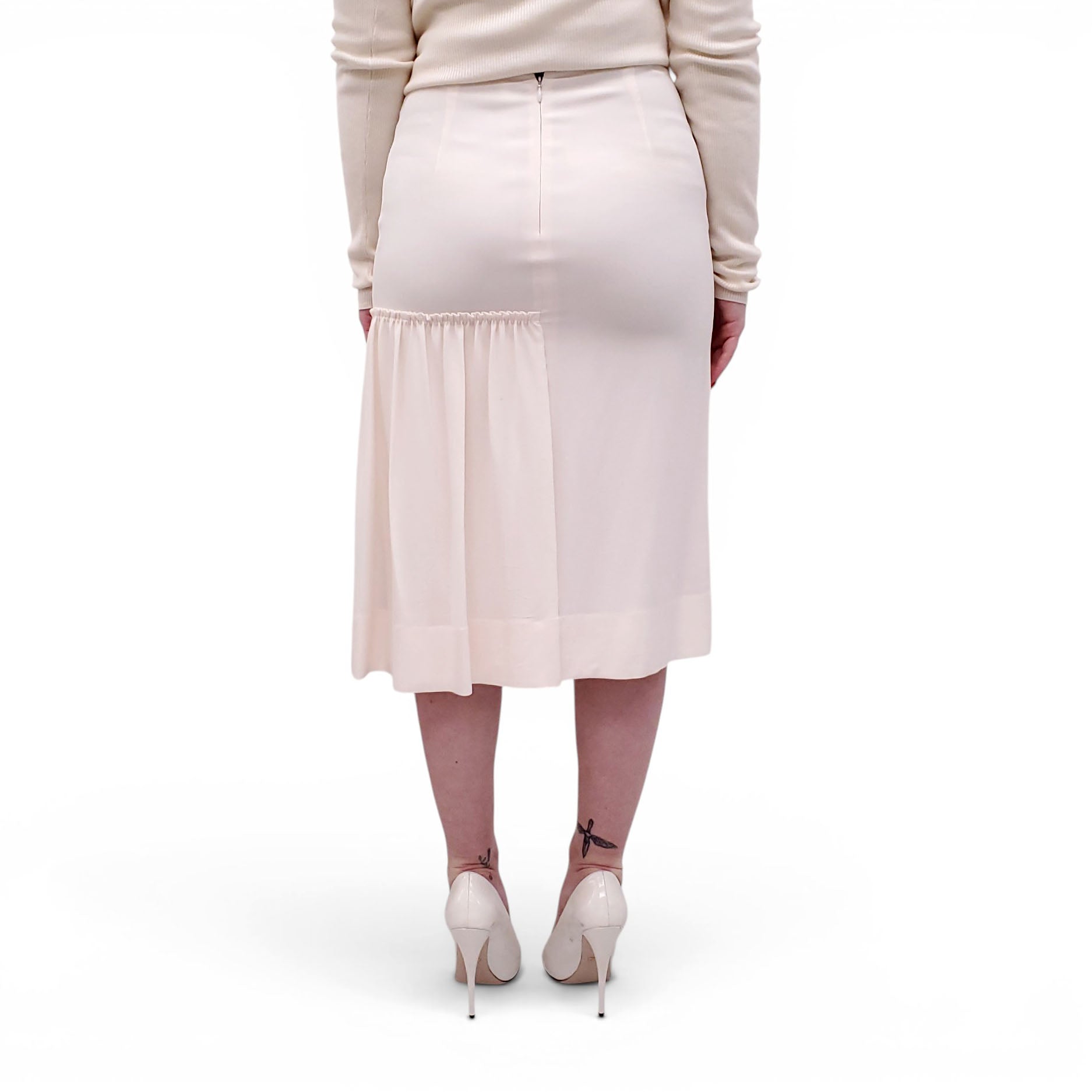 SALVATORE FERRAGAMO CREAM SKIRT WITH RUFFLE DETAIL - SIZE S