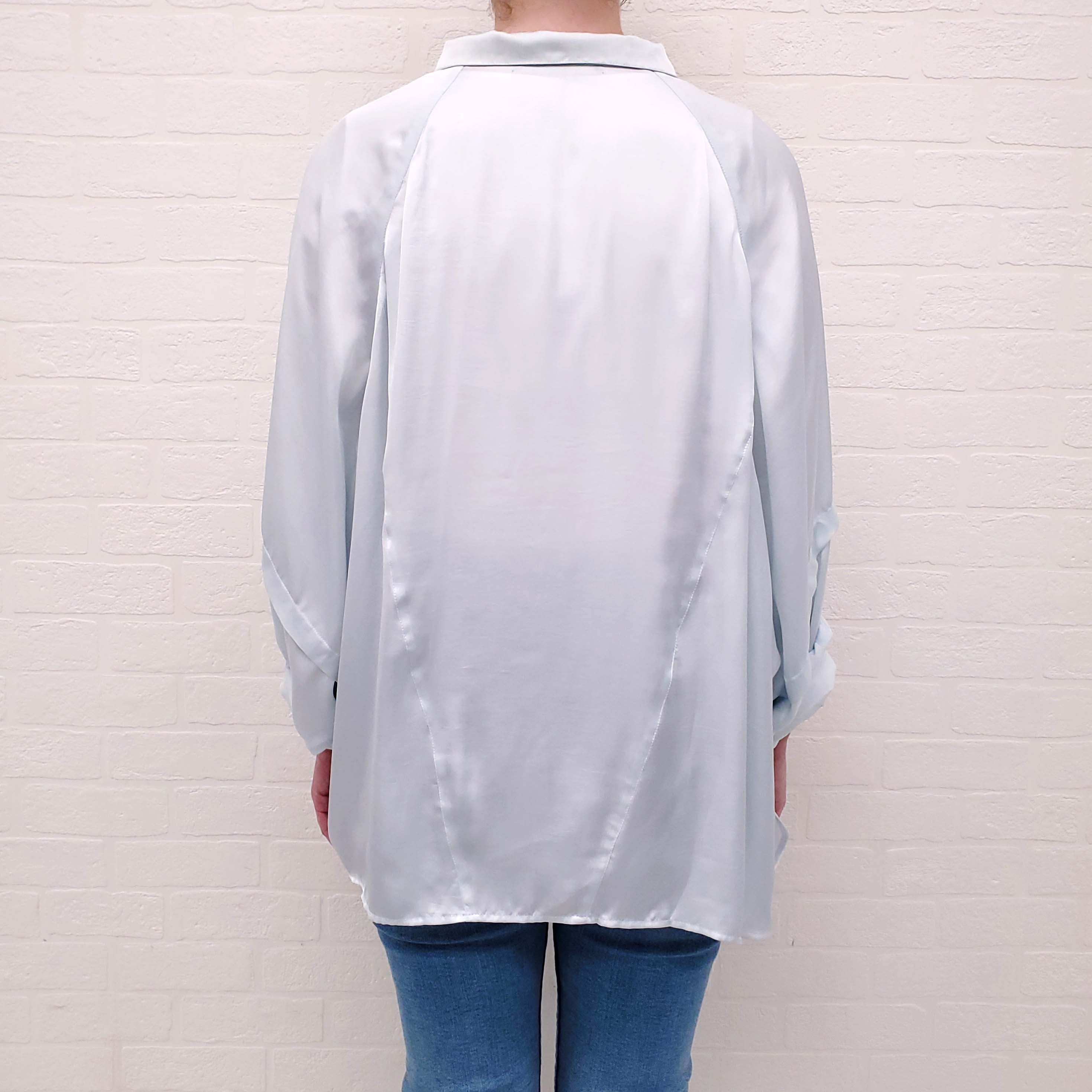 SMYTHE BABY BLUE OVERSIZED BUTTON UP BLOUSE WITH POCKETS - SIZE S