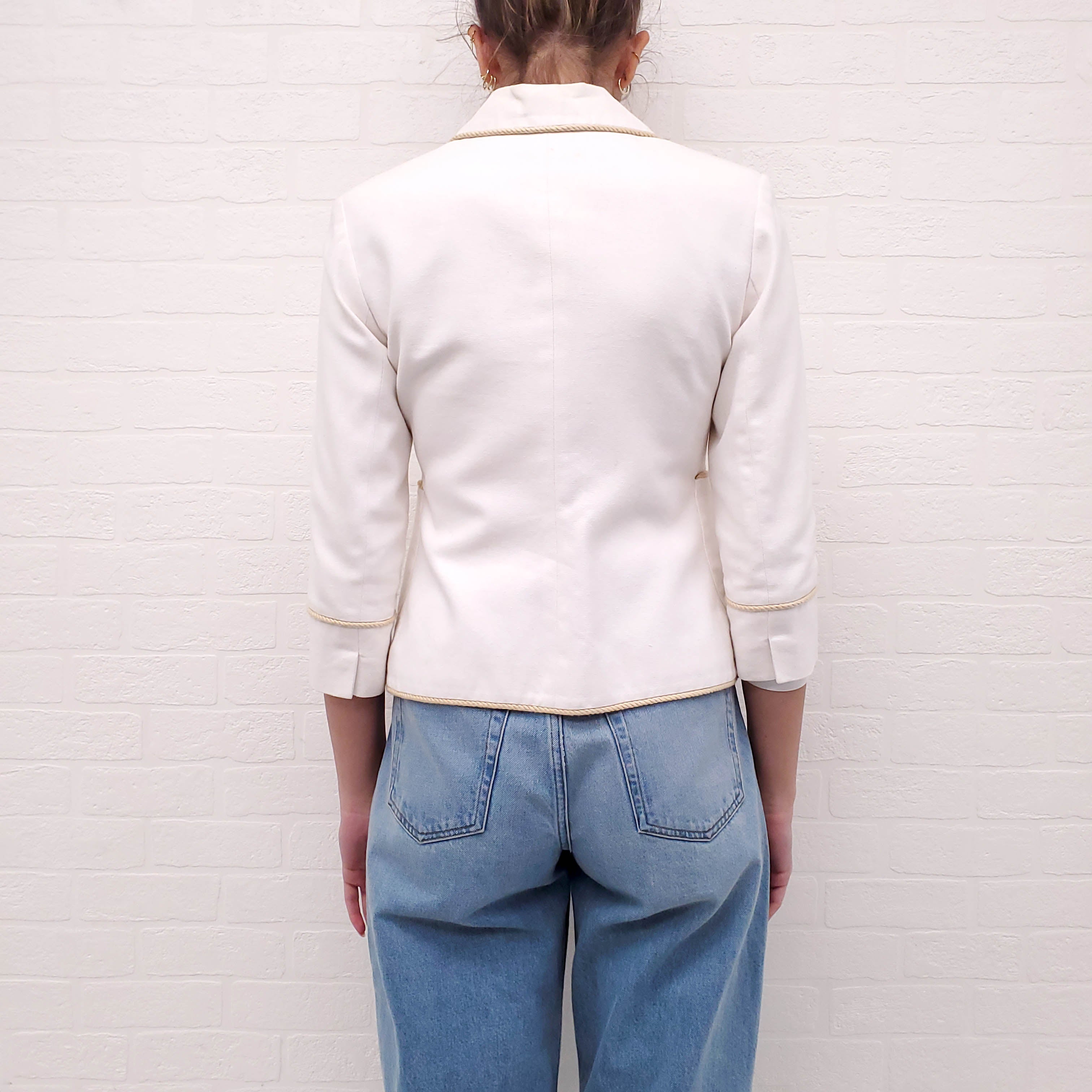 SMYTHE WHITE BLAZER WITH RIBBON DETAIL - SIZE 4