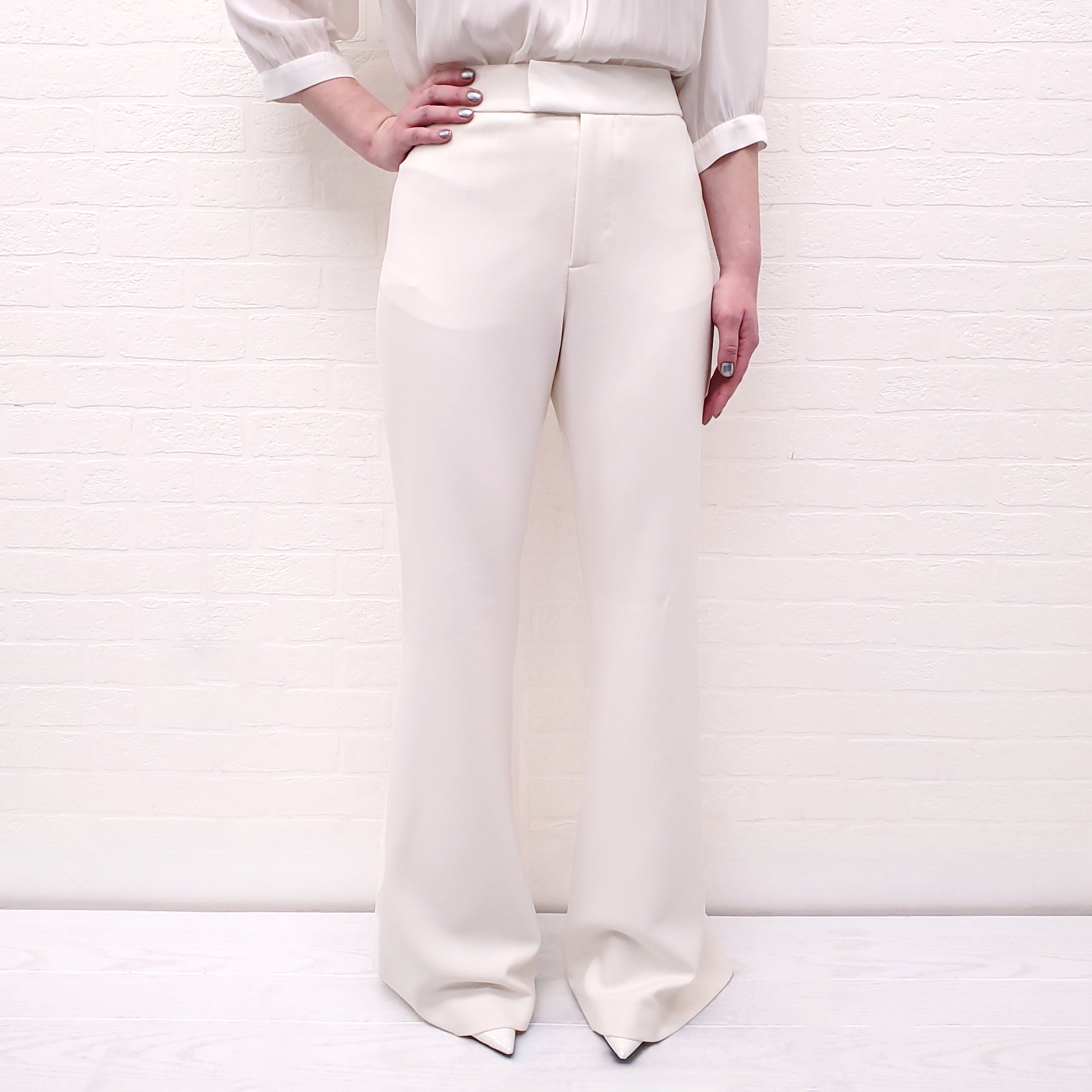 SMYTHE WHITE SUIT - SIZE 6/8