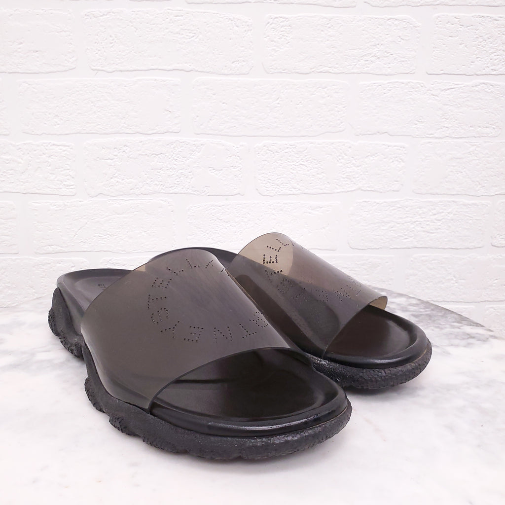 STELLA MCCARTNEY BLACK LOGO POOL SLIDES - SIZE 43