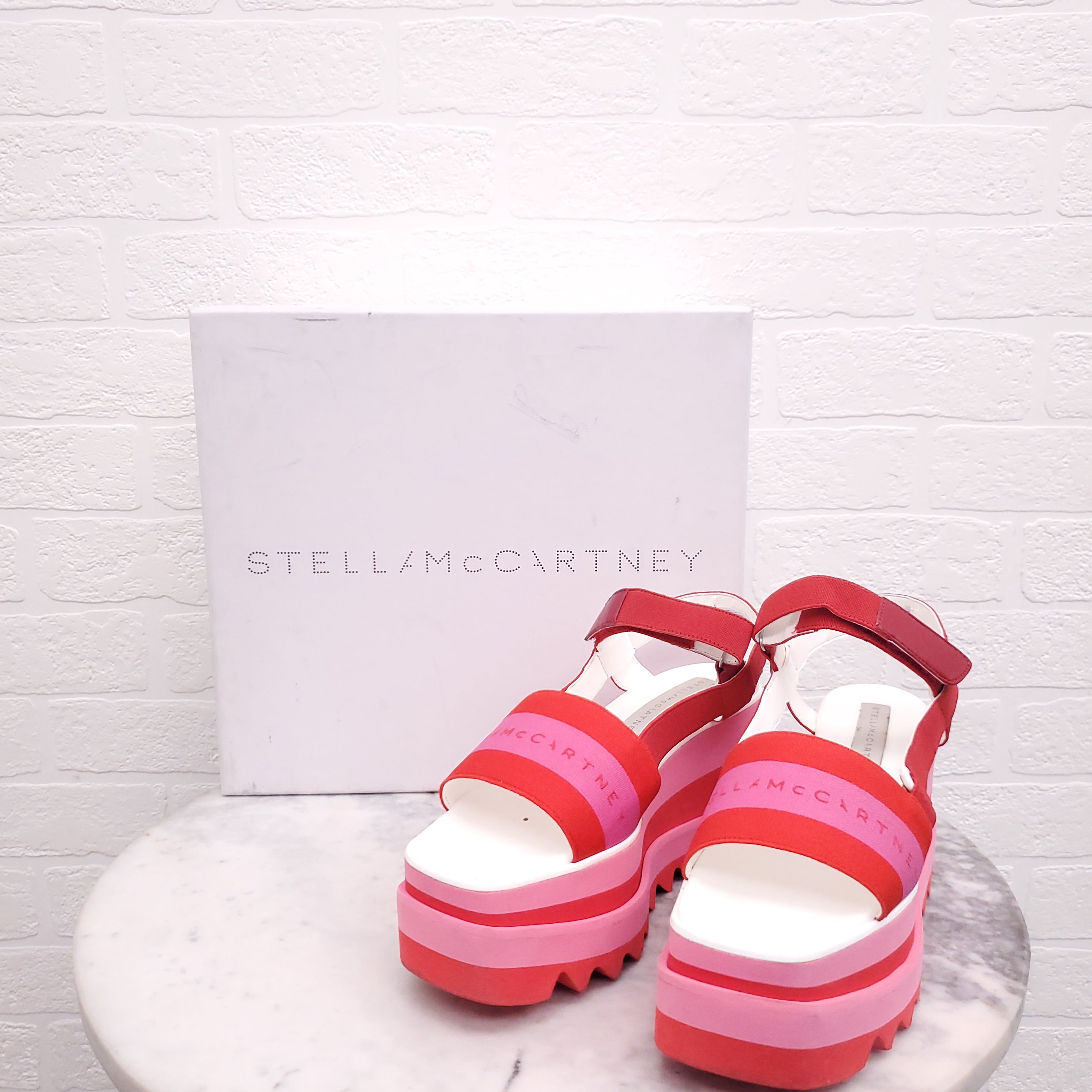 STELLA MCCARTNEY PINK AND RED LOGO PLATFORM SANDALS - SIZE 37