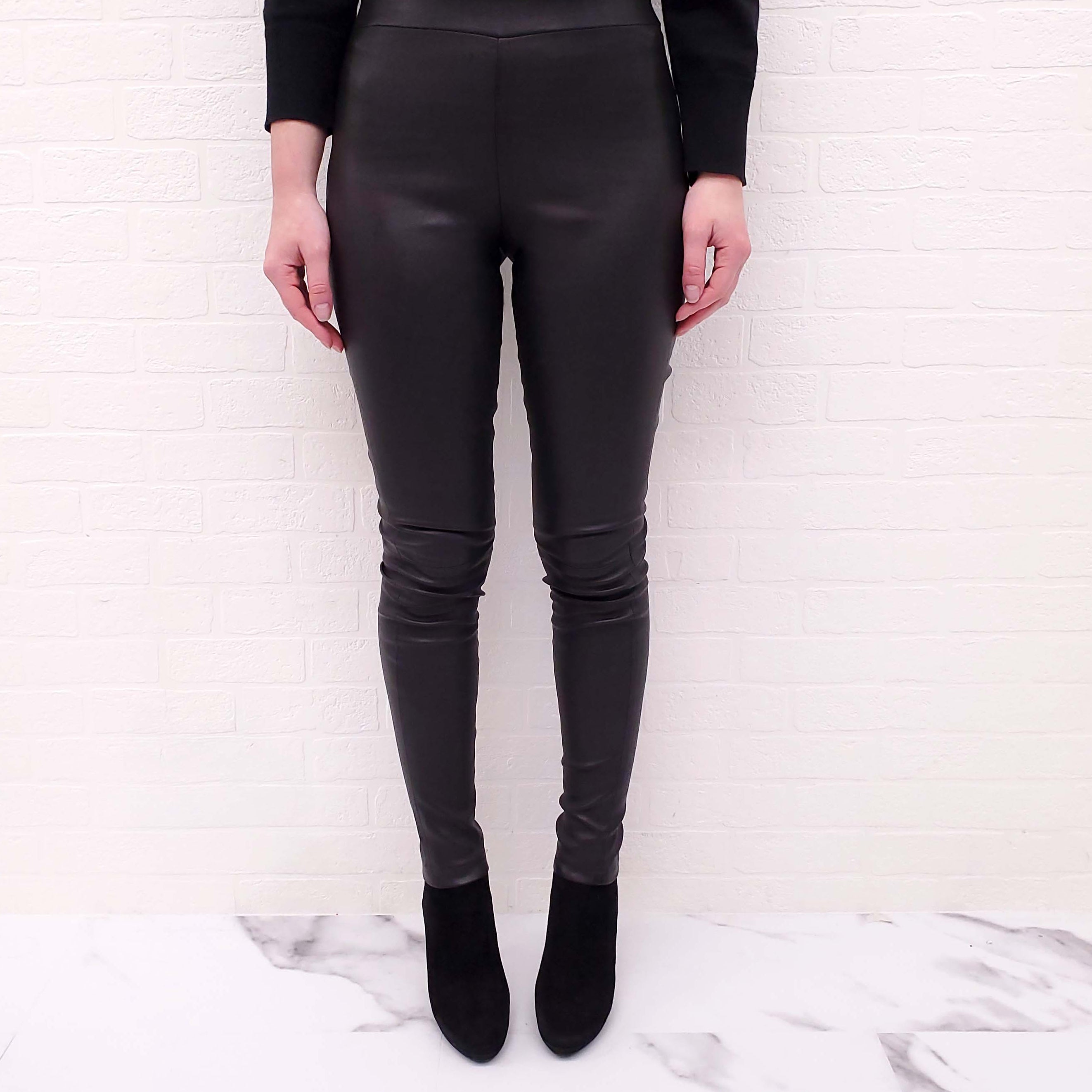 THEORY BLACK LEATHER LEGGINGS - SIZE 0