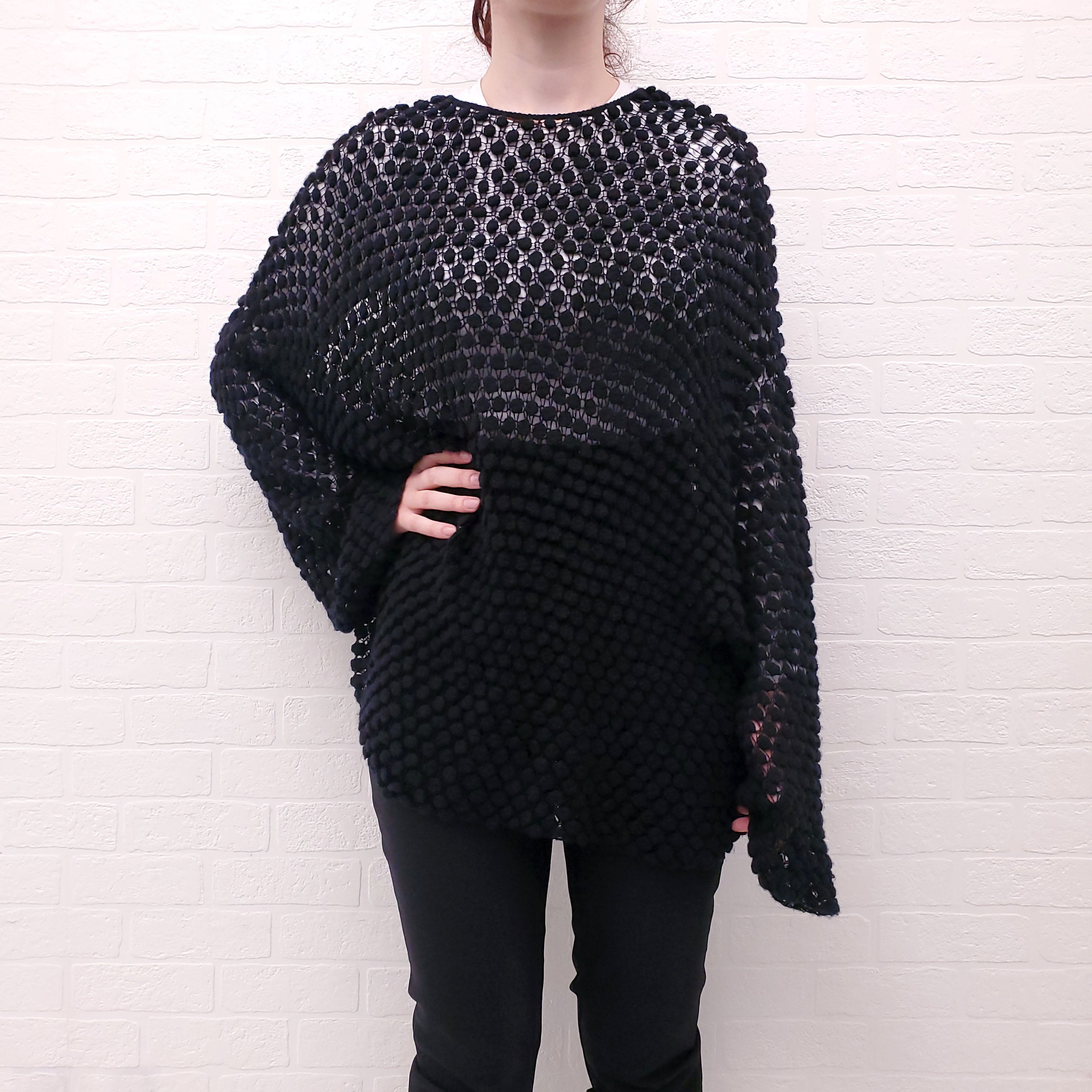 THE ROW BLACK BUBBLE SWEATER - SIZE M/L