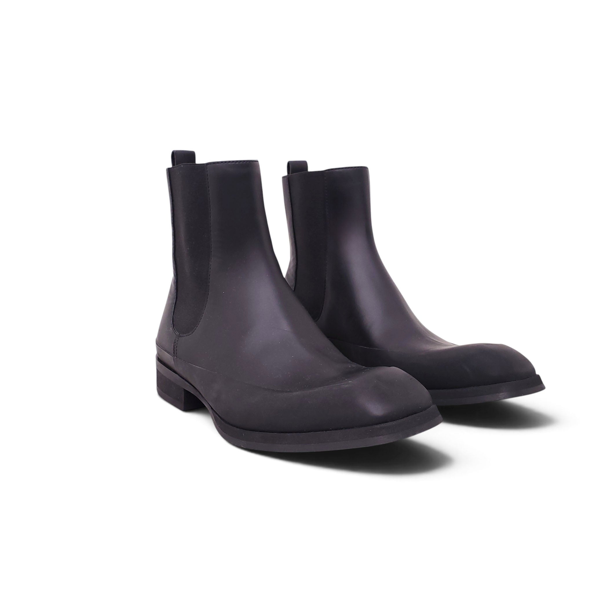 THE ROW BLACK CHELSEA BOOTS - SIZE 37.5