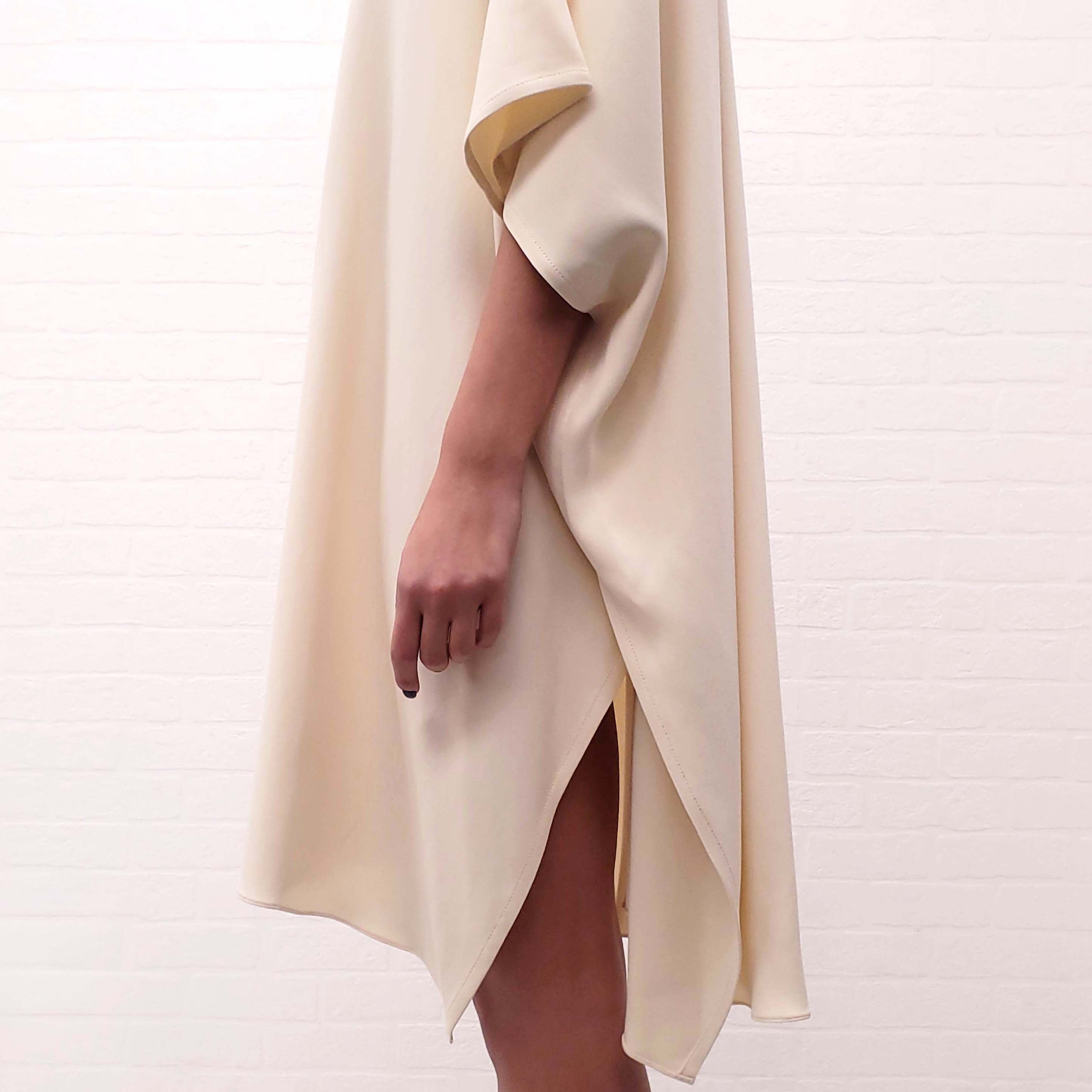 THE ROW OVERSIZED CREAM SILK TUNIC DRESS - SIZE M