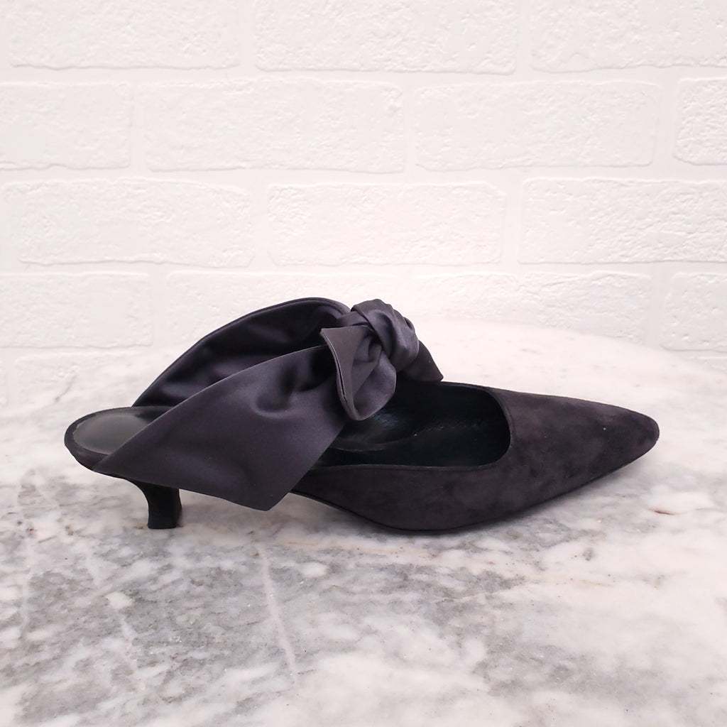 THE ROW SUEDE HEELS - SIZE 36