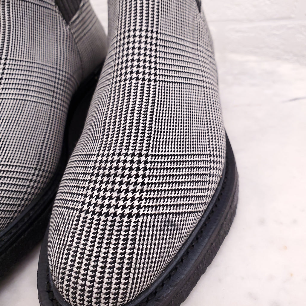 THOM BROWNE PLAID CHELSEA BOOTS - SIZE 38.5