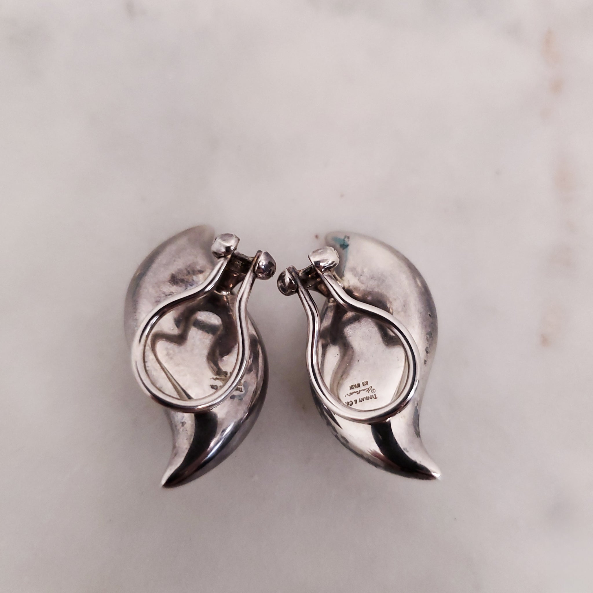 TIFFANY & CO. 'FEATHER' CLIP ON EARRINGS – Rewind Couture