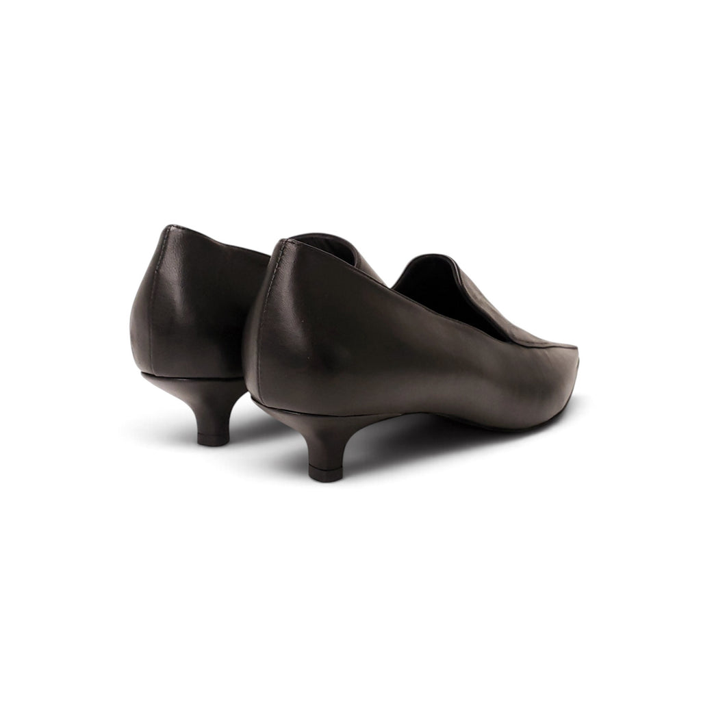 TOTÊME LEATHER KITTEN HEEL LOAFERS - SIZE 41