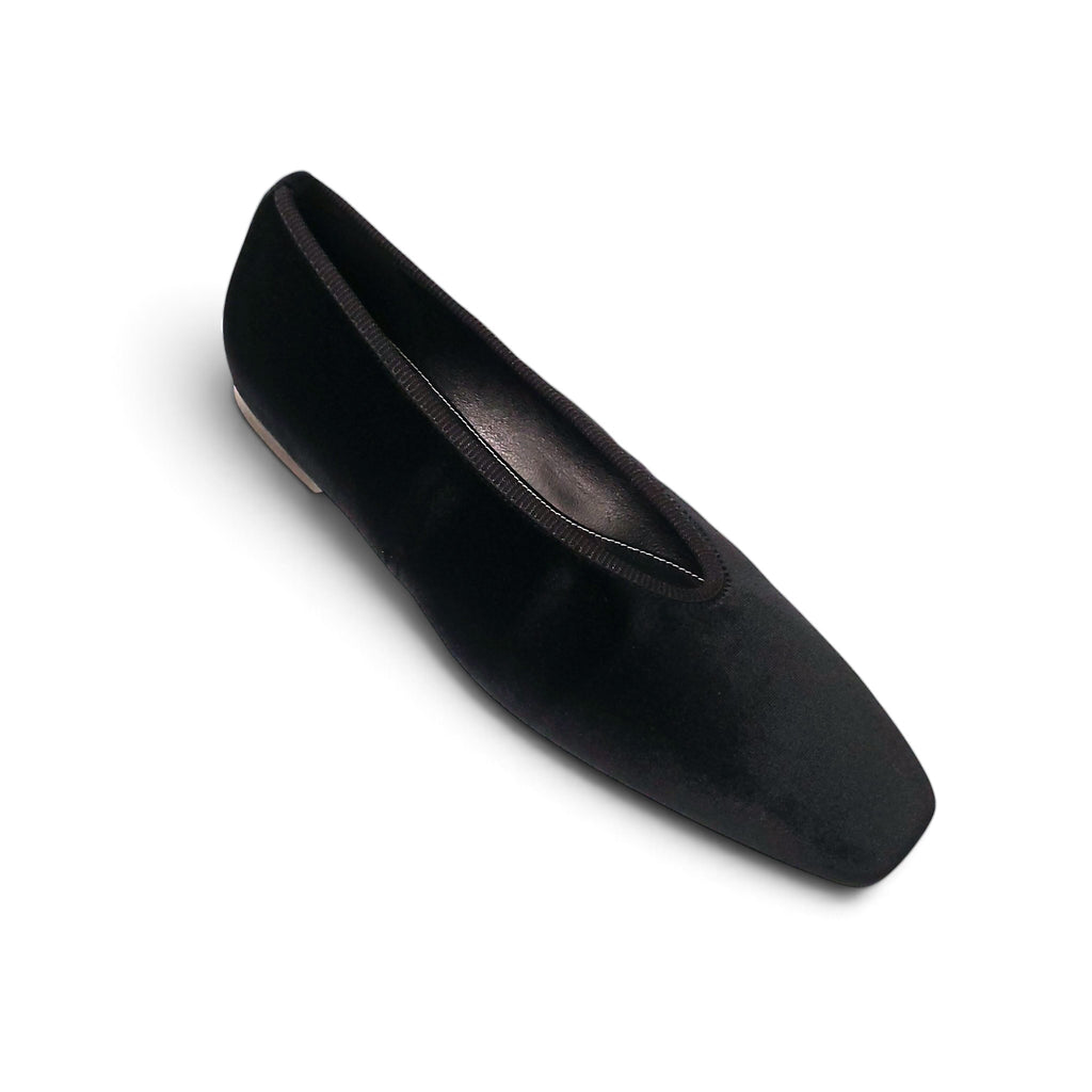 TOTÊME MINIMALIST VELVET BALLERINA FLATS - SIZE 39