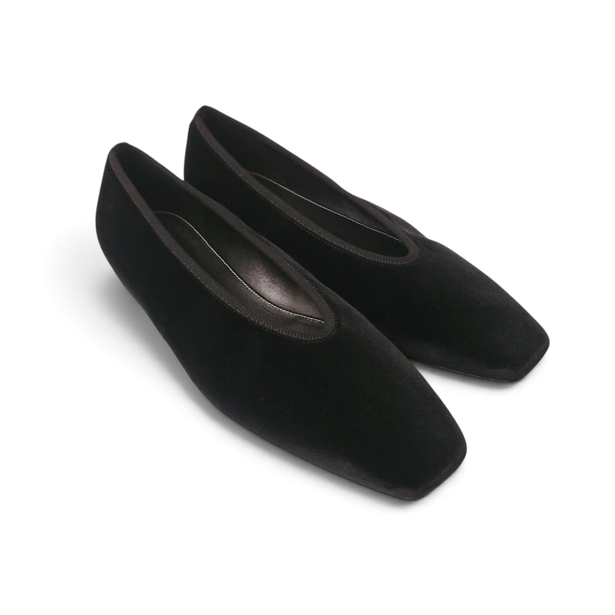 TOTÊME MINIMALIST VELVET BALLERINA FLATS - SIZE 39
