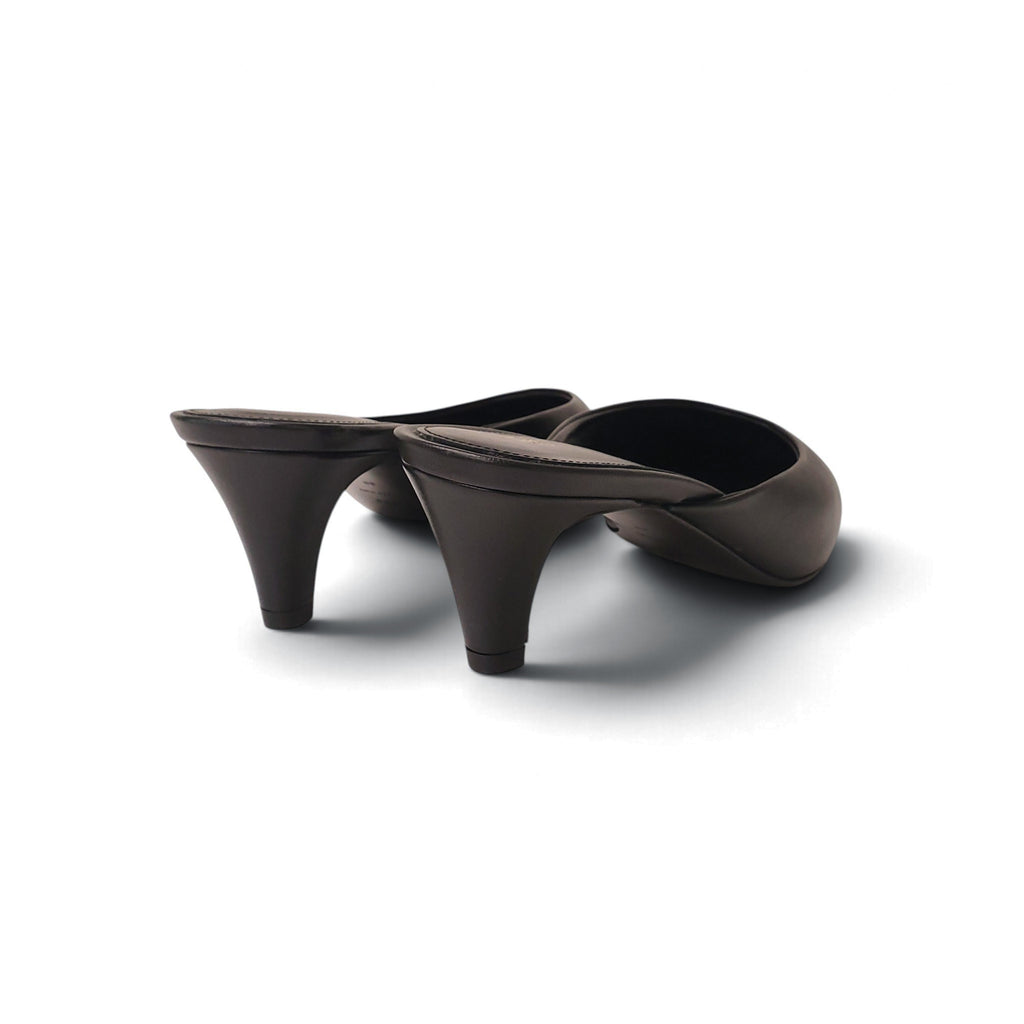 TOTÊME POINTED- TOE SLIP ON MULES - SIZE 39