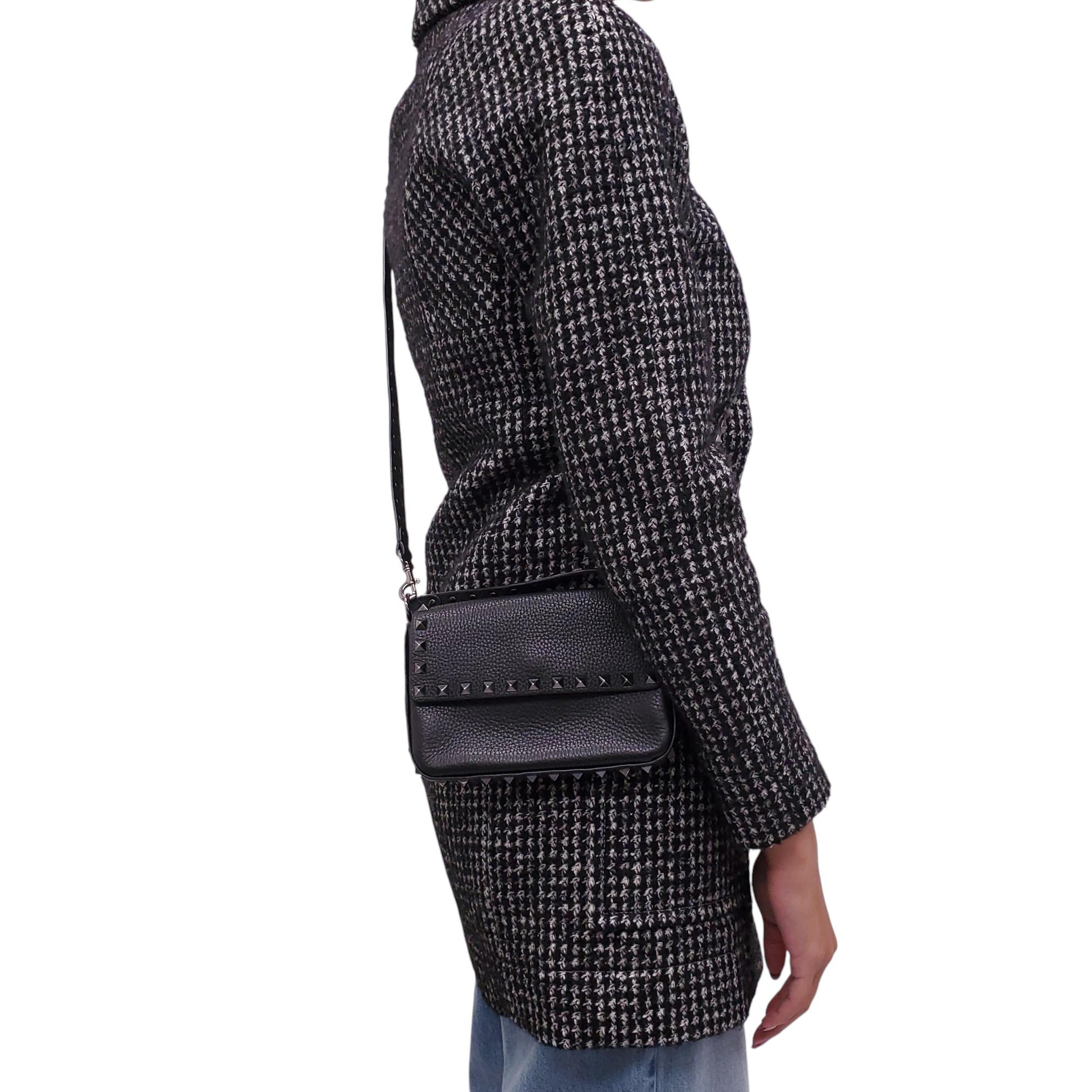 VALENTINO BLACK ROCKSTUD CROSSBODY BAG