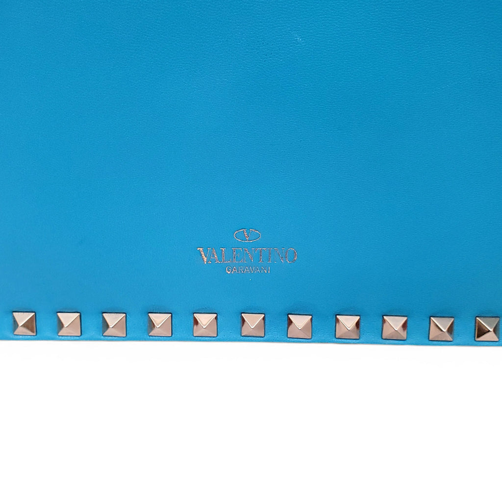 VALENTINO BRIGHT BLUE ROCKSTUD WRISTLET CLUTCH