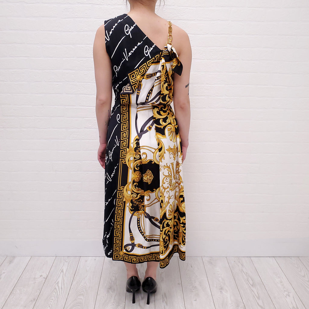 VERSACE PATTERNED BLACK & YELLOW LOGO PLEATED DRESS WITH MEDUSA CHAIN - SIZE 38