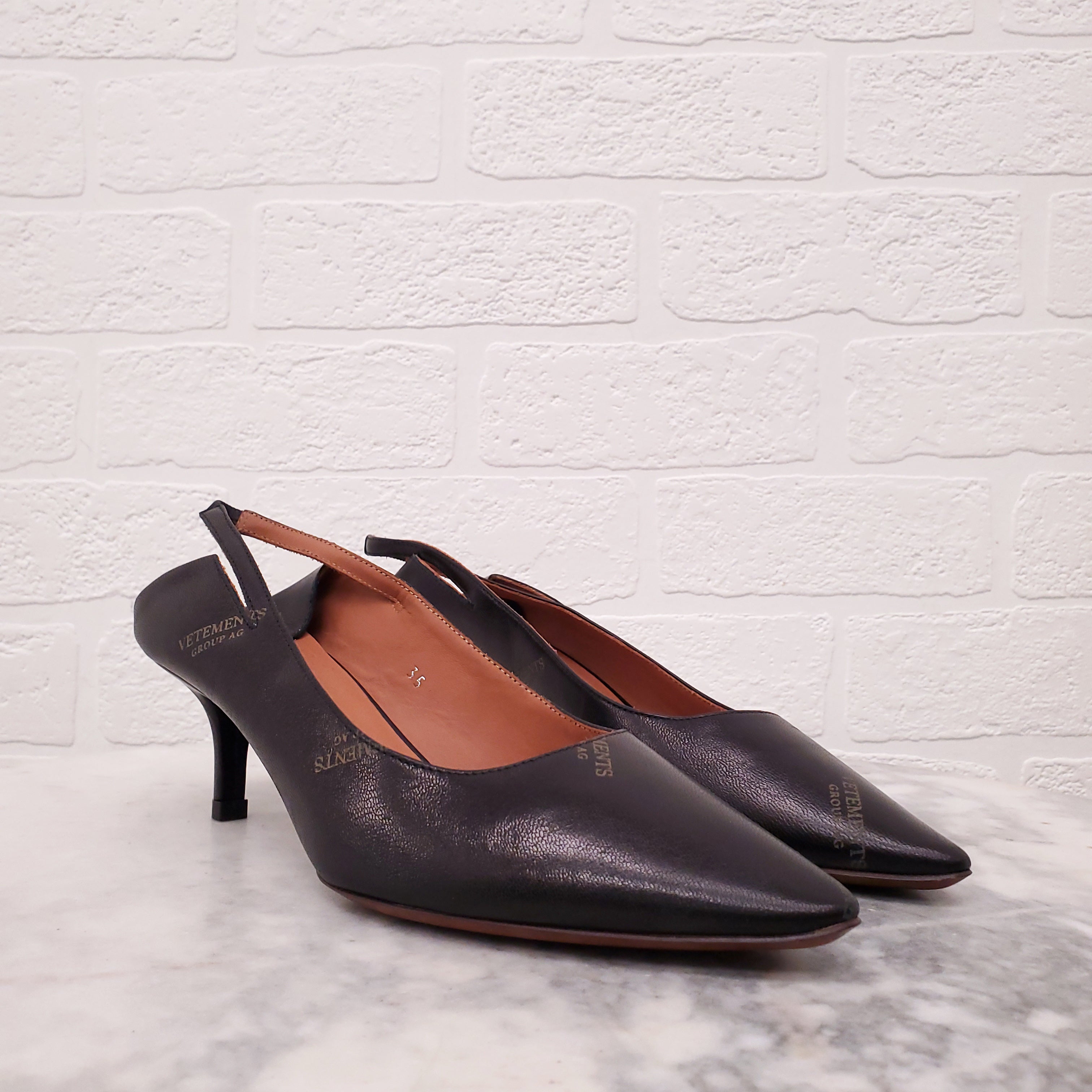 VETEMENTS LOGO SLING BACKS - SIZE 35