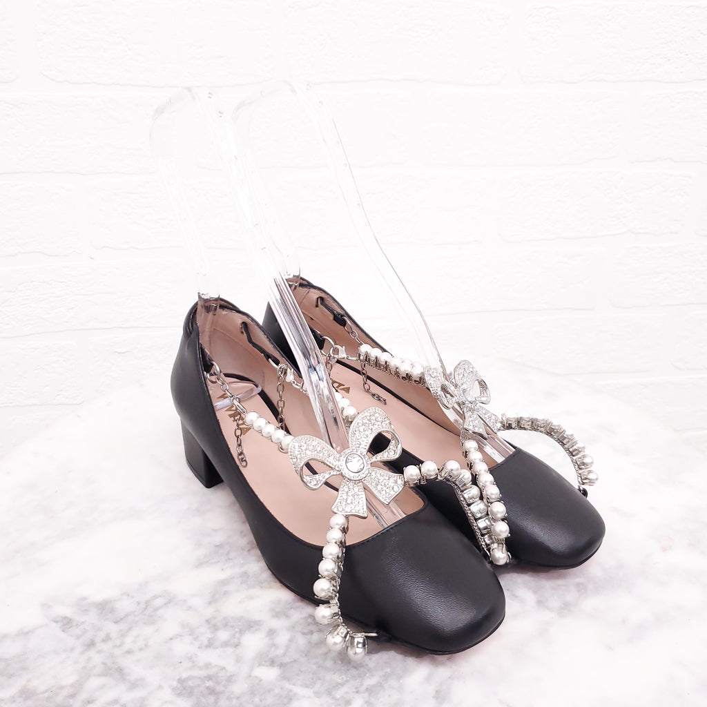VIVETTA PEARLS MARY JANE PUMP - SIZE 36.5