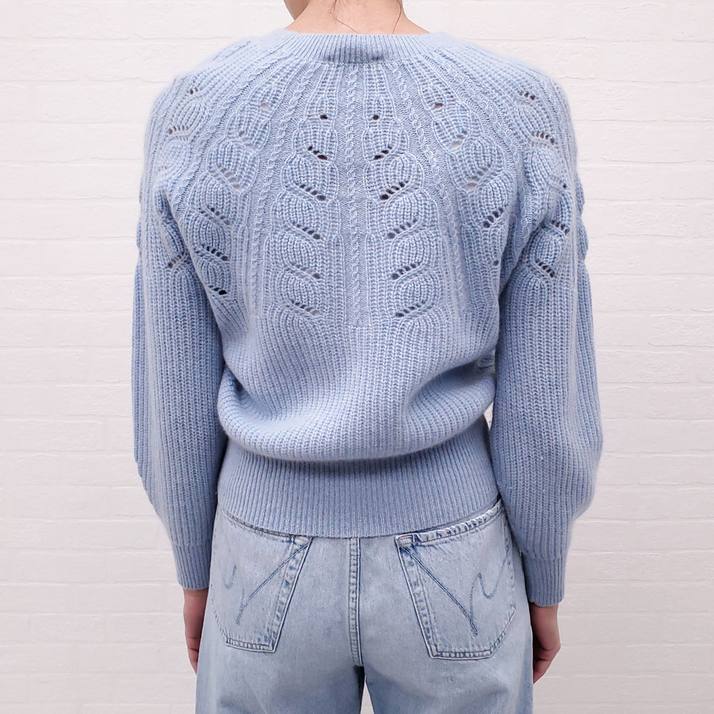 WHITE & WARREN BABY BLUE CABLE KNIT CASHMERE SWEATER - SIZE XS