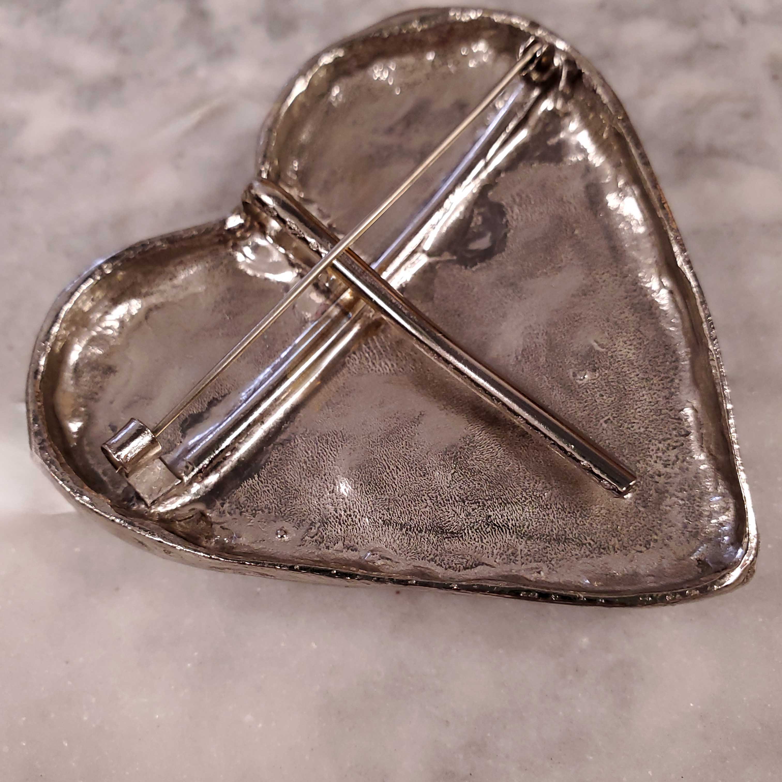 YVES SAINT LAURENT METAL TEXTURED HEART PIN WITH YELLOW STONES