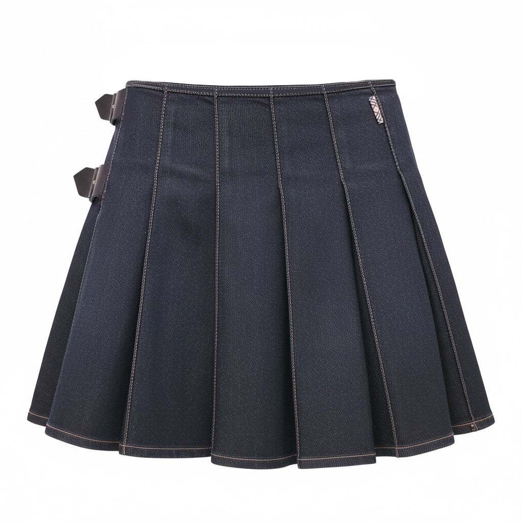 BURBERRY DENIM SKIRT WITH LEATHER BUCKLE DETAIL - SIZE 2