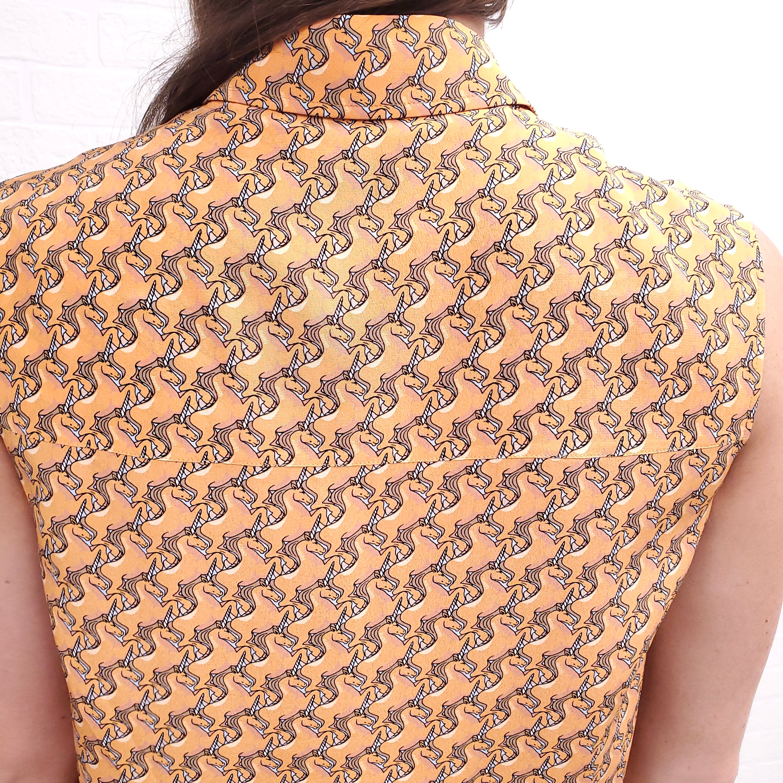 BURBERRY ORANGE UNICORN SILK SHORT SET - SIZE 2