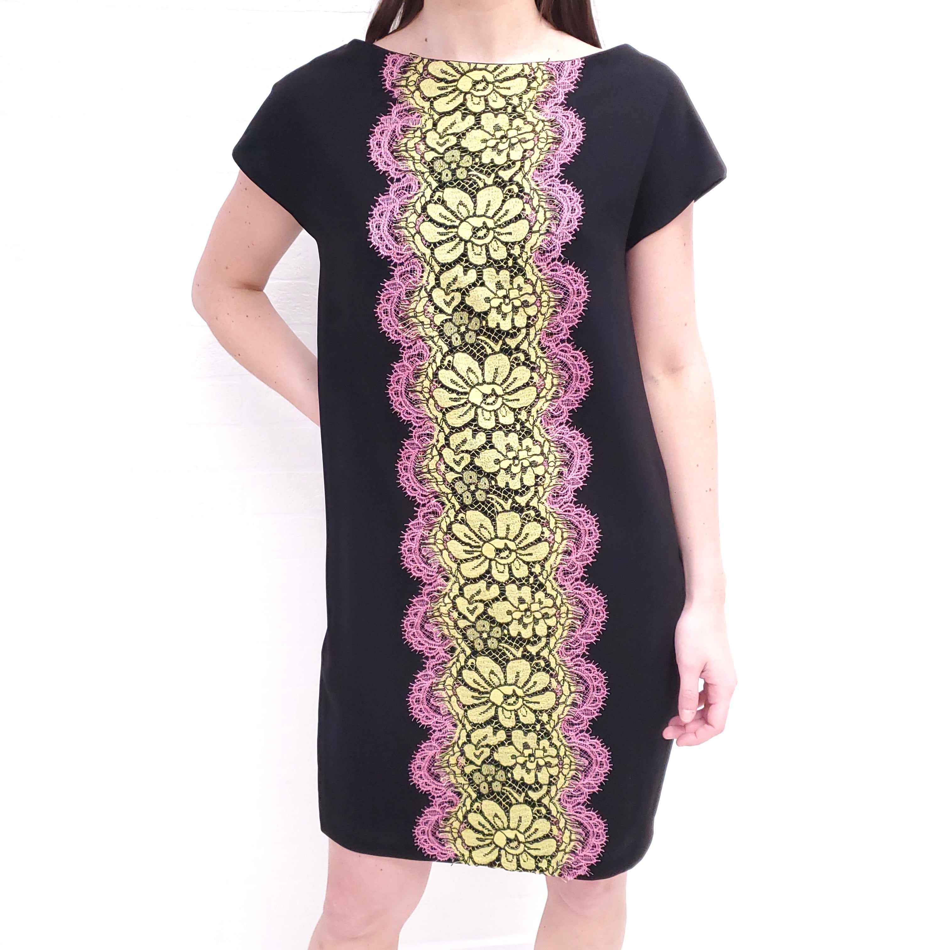 BOUTIQUE MOSCHINO LACE DETIL TUNIC DRESS - SIZE 40