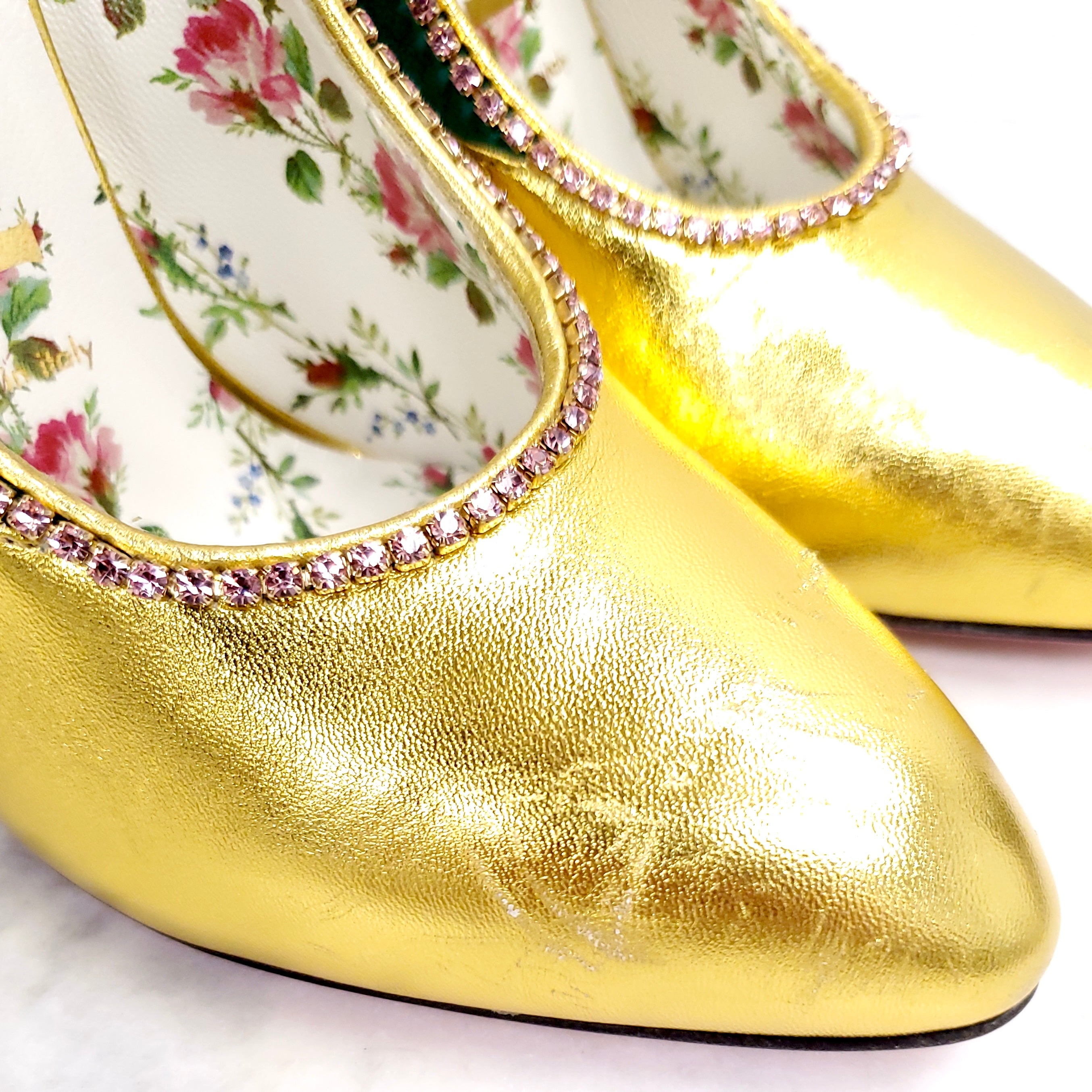 GUCCI GOLD HEELS WITH STONES AND SNAKESKIN HEEL ($1600) - SIZE 37